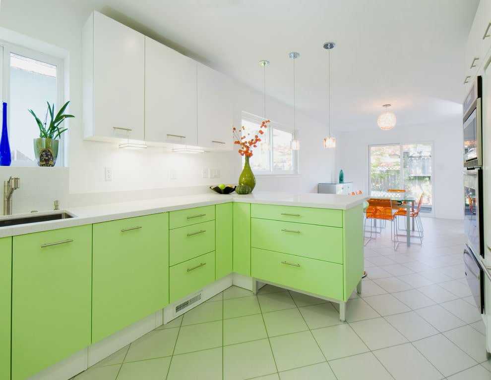 Кухня Белая С Зеленым Фото