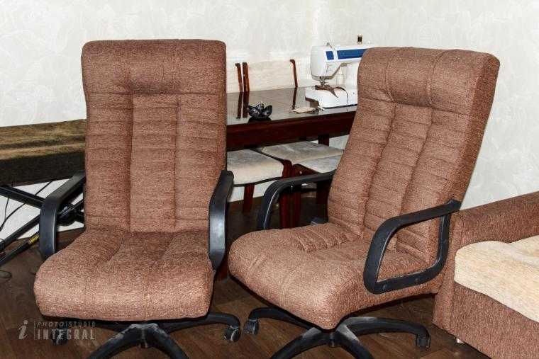 Особенности перетяжки офисного кресла своими руками: инструкция и рекомендации