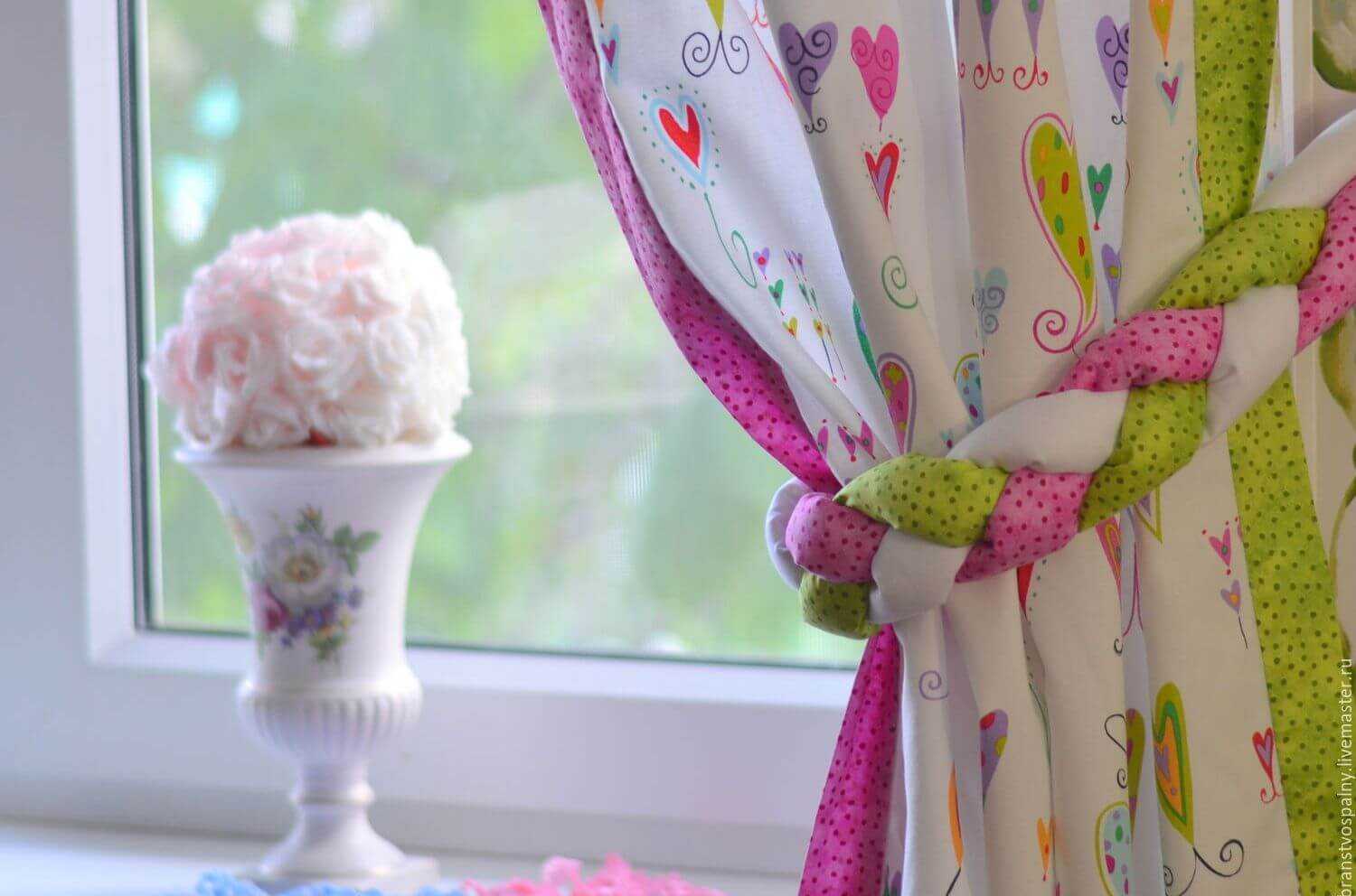 75 интересных идей декора штор своими руками с фото