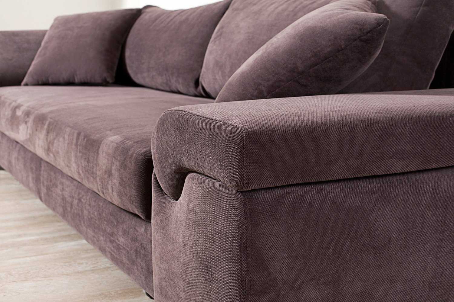 Применение рогожки для обивки диванов: сравнение ткани с велюром
