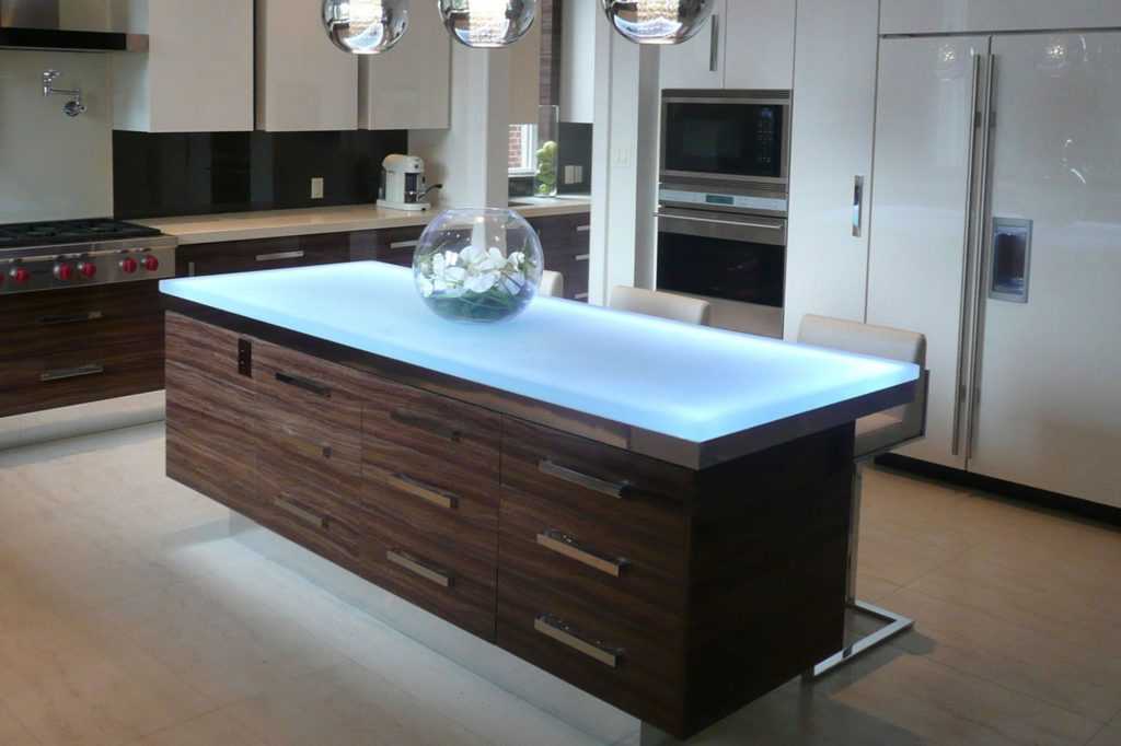 Современные кухонные столы (64 фото): какой стиль и дизайн подойдет для интерьера кухни