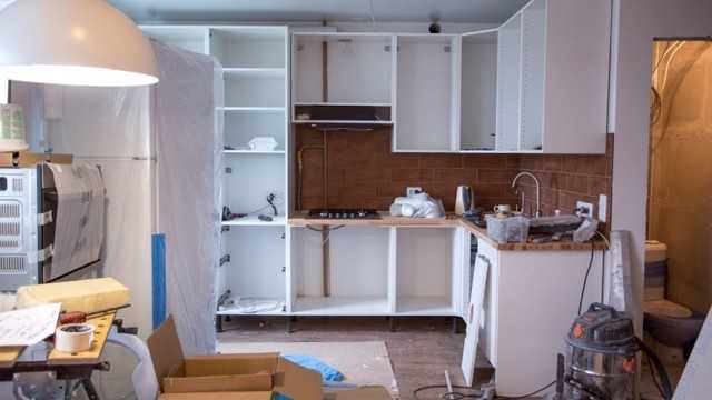 Кухня своими руками из мебельных щитов: инструкция по изготовлению 