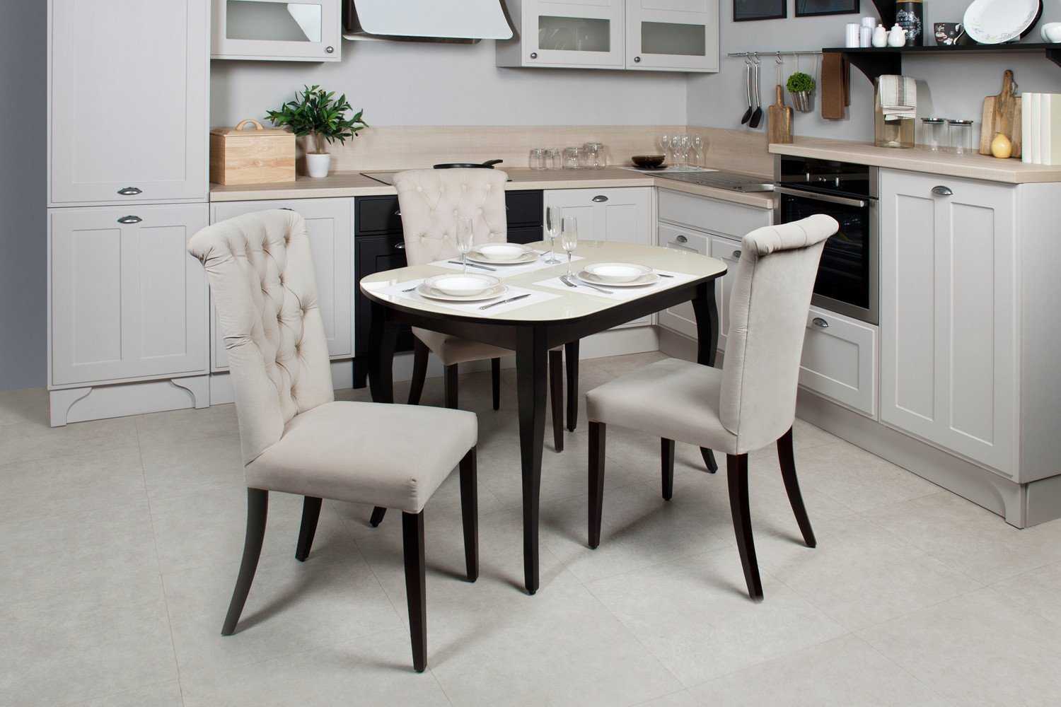 Как выбрать стол и стулья для кухни?