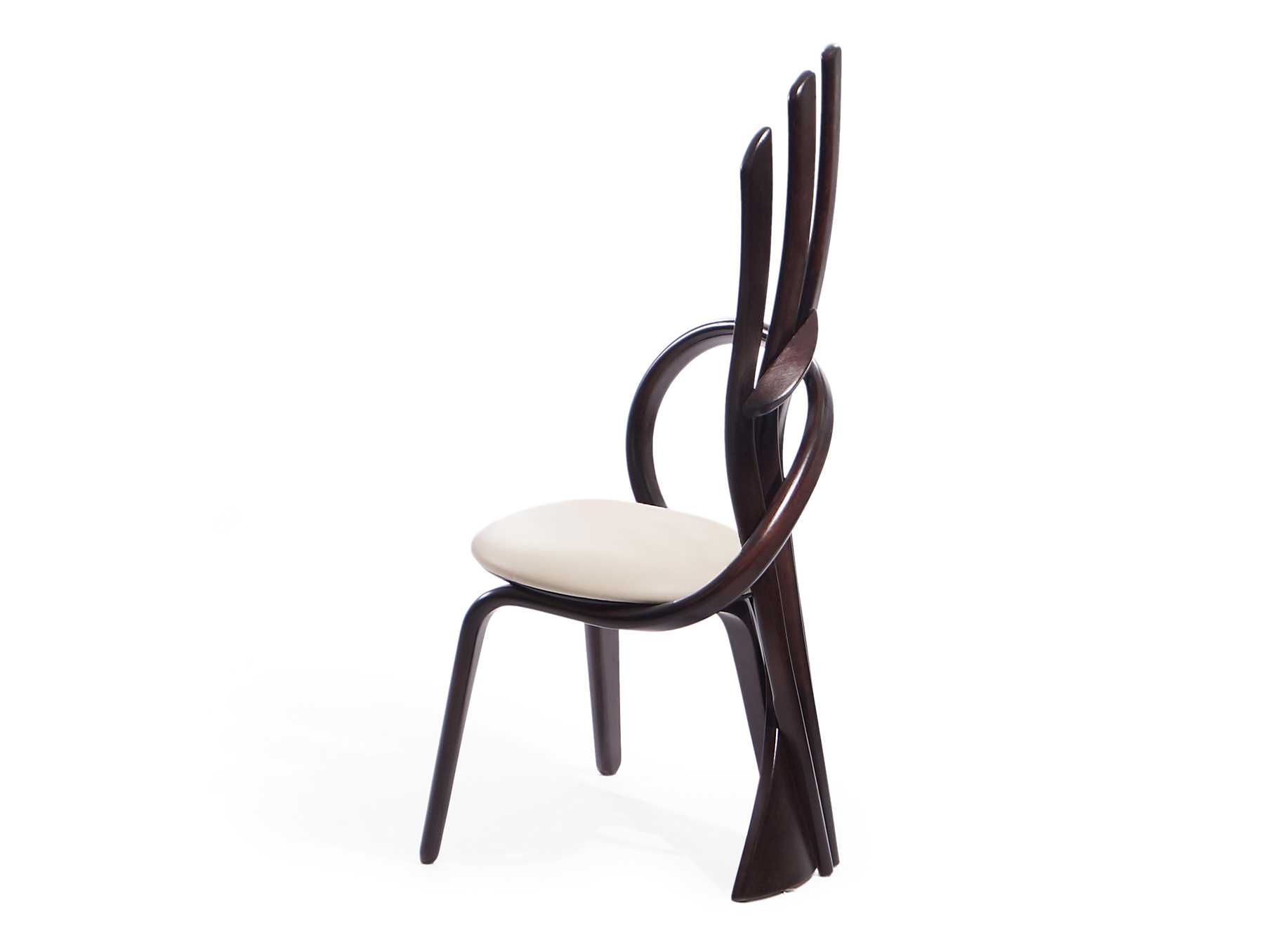 Мягкие стулья: виды и особенности