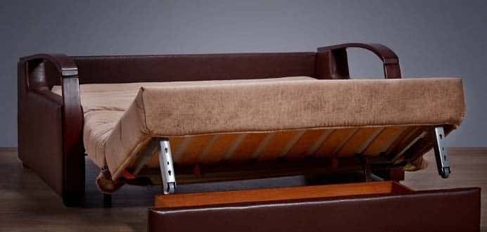 Диваны с механизмом «аккордеон» (78 фото): мебель с деревянными подлокотниками