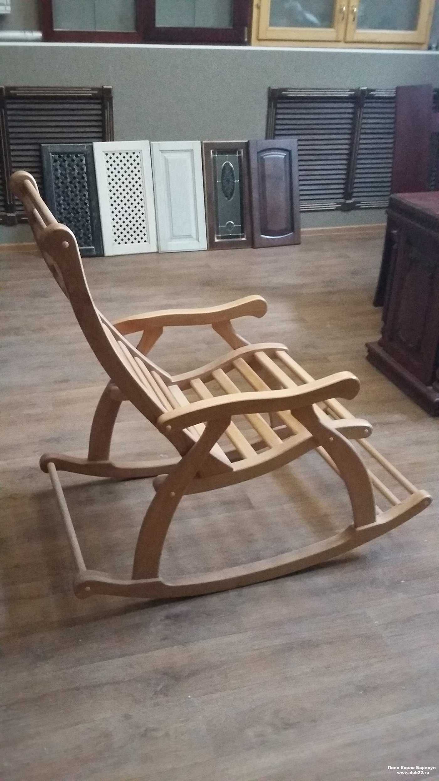 Кресло-качалка из дерева