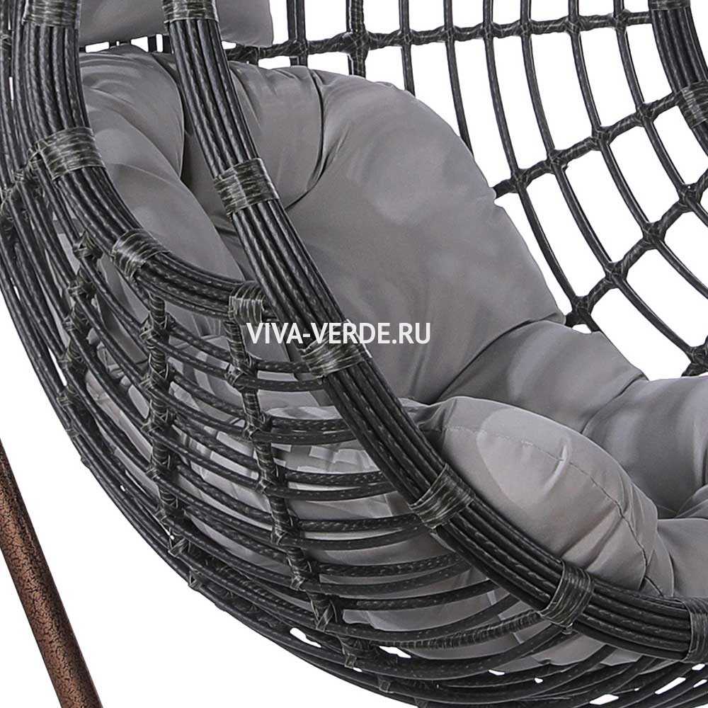 Подвесные кресла из ротанга (52 фото): мебель из искусственного ротанга своими руками