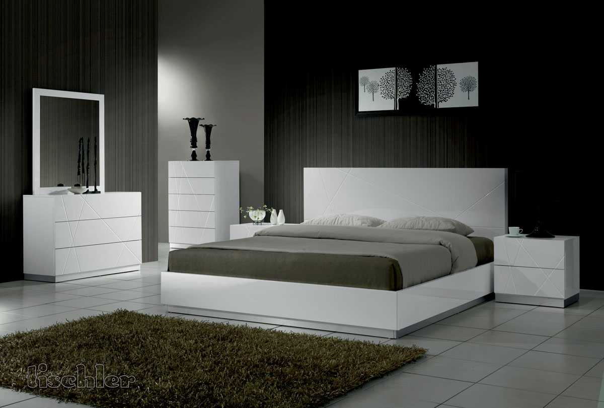 Кровать в спальню — лучшие места для установки односпальных и двуспальных кроватей (70 фото)