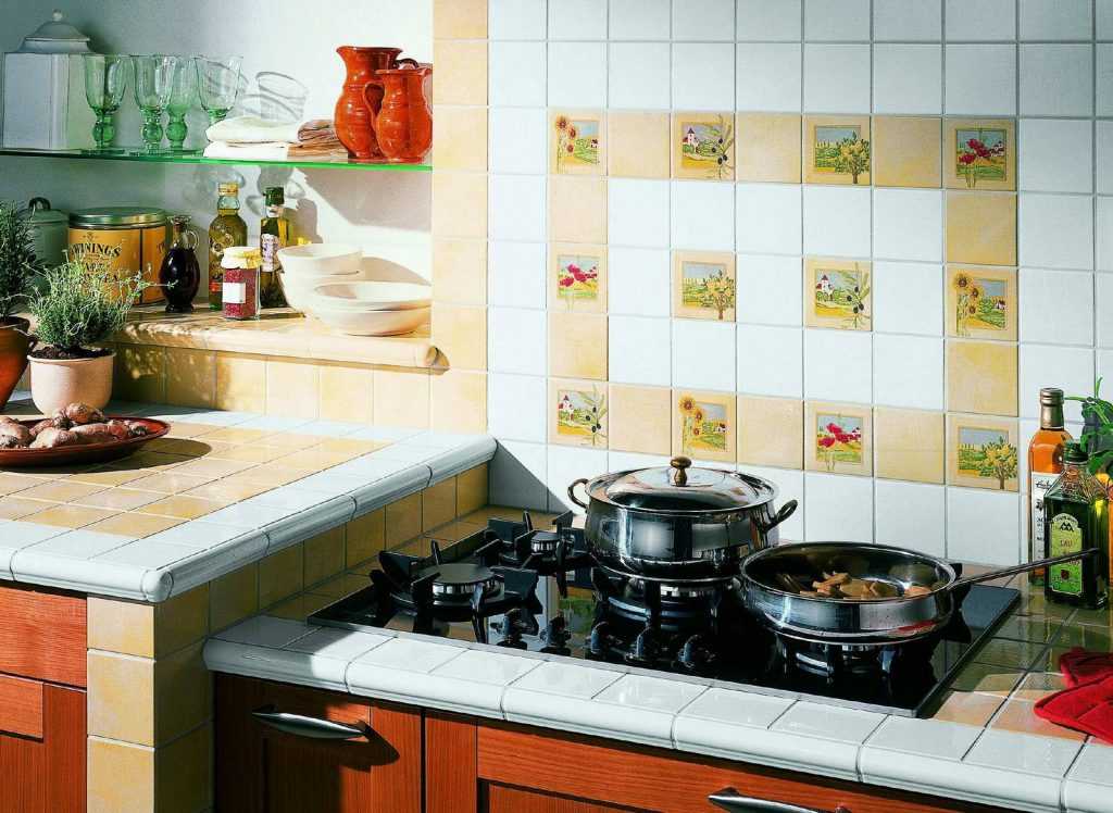 Кафель на кухне: отделка плиткой рабочей поверхности, фото дизайнерских решений