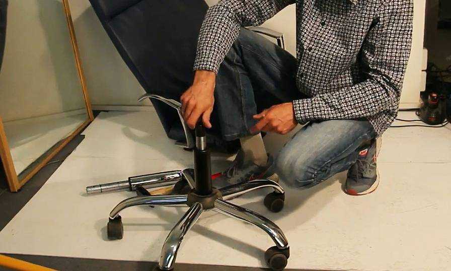Пошаговая инструкция по замене и ремонту газлифта в офисном кресле своими руками
