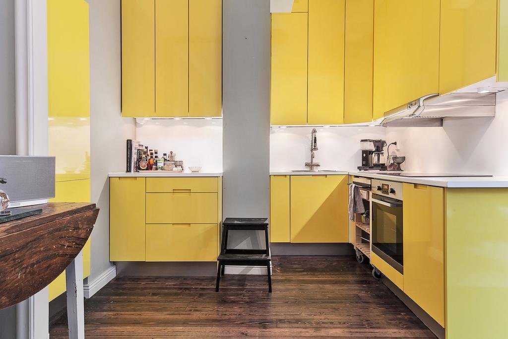 Желтая кухня: 50 фото идей дизайна, идеальные сочетания цветов с солнечным