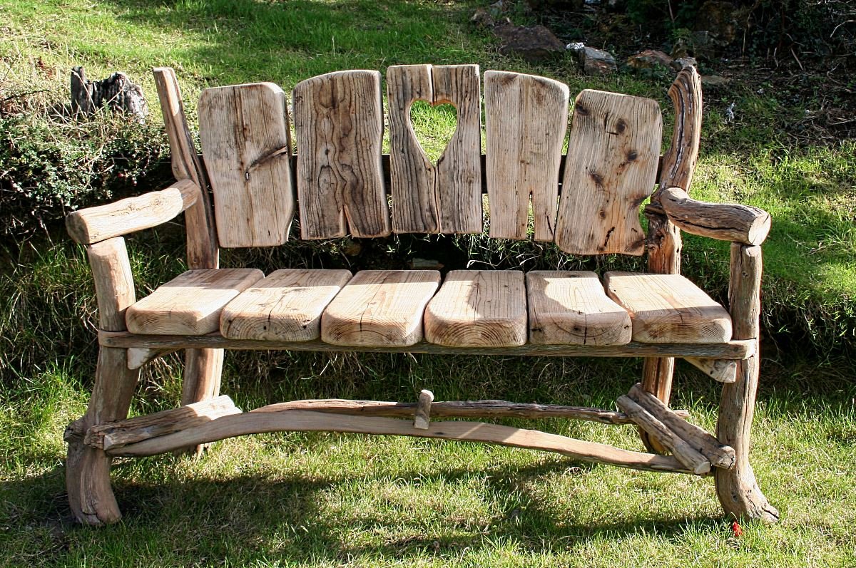 Садовые скамейки своими руками фото. Мебель для сада из дерева. Оригинальные деревянные скамейки. Садовая мебель из веток. Садовая мебель из бревна.