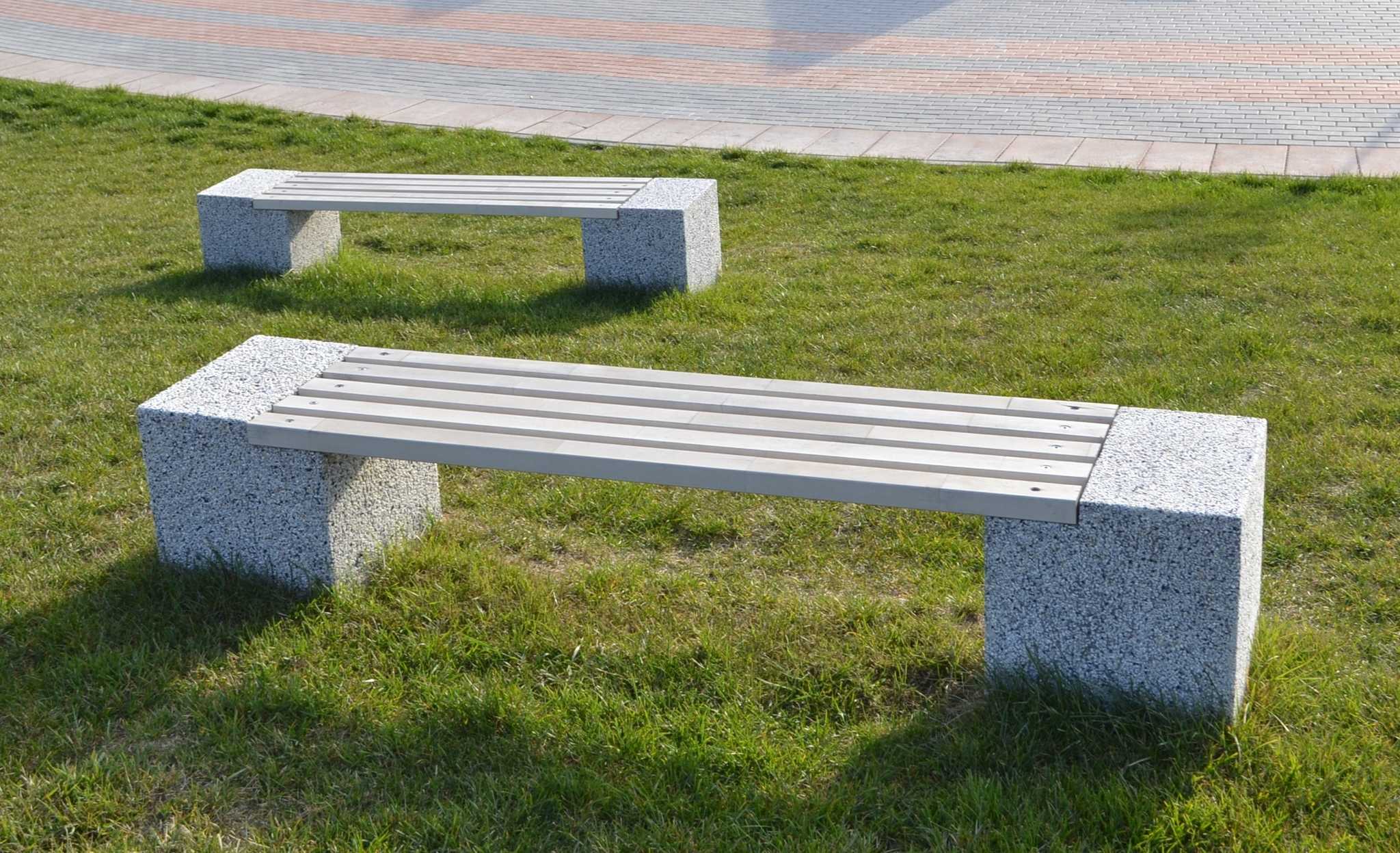 садовые скамейки из бетона