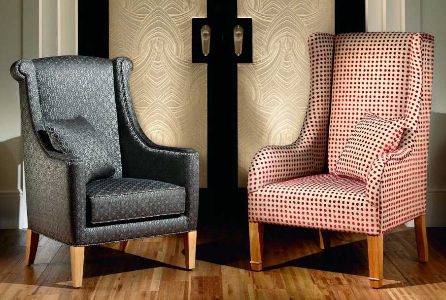 Кресло с подлокотниками: правила выбора стильных и современных моделей (110 фото)