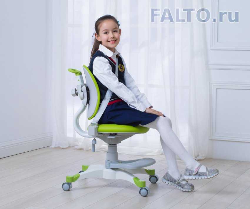 Как выбрать стул для школьника для дома