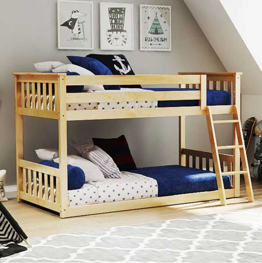 Детские двух. Двухэтажная кровать. Двухъярусная кровать для детей. Двухэтажная кровать для детей. Детская двух этажноя кровать.