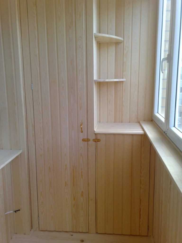 Как можно сделать шкаф на балконе своими руками дешево и красиво