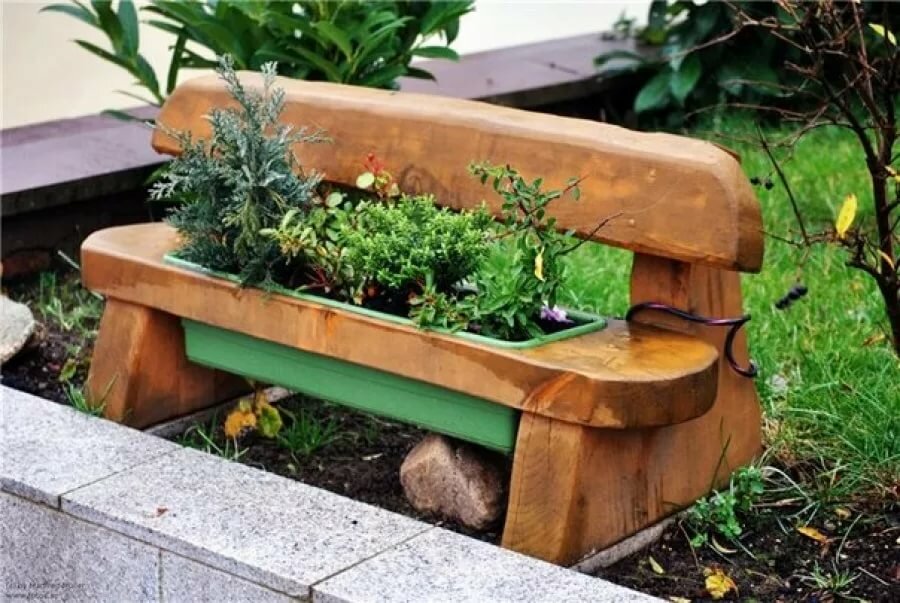 20 великолепных скамеек для садового участка, которые станут предметом зависти соседей