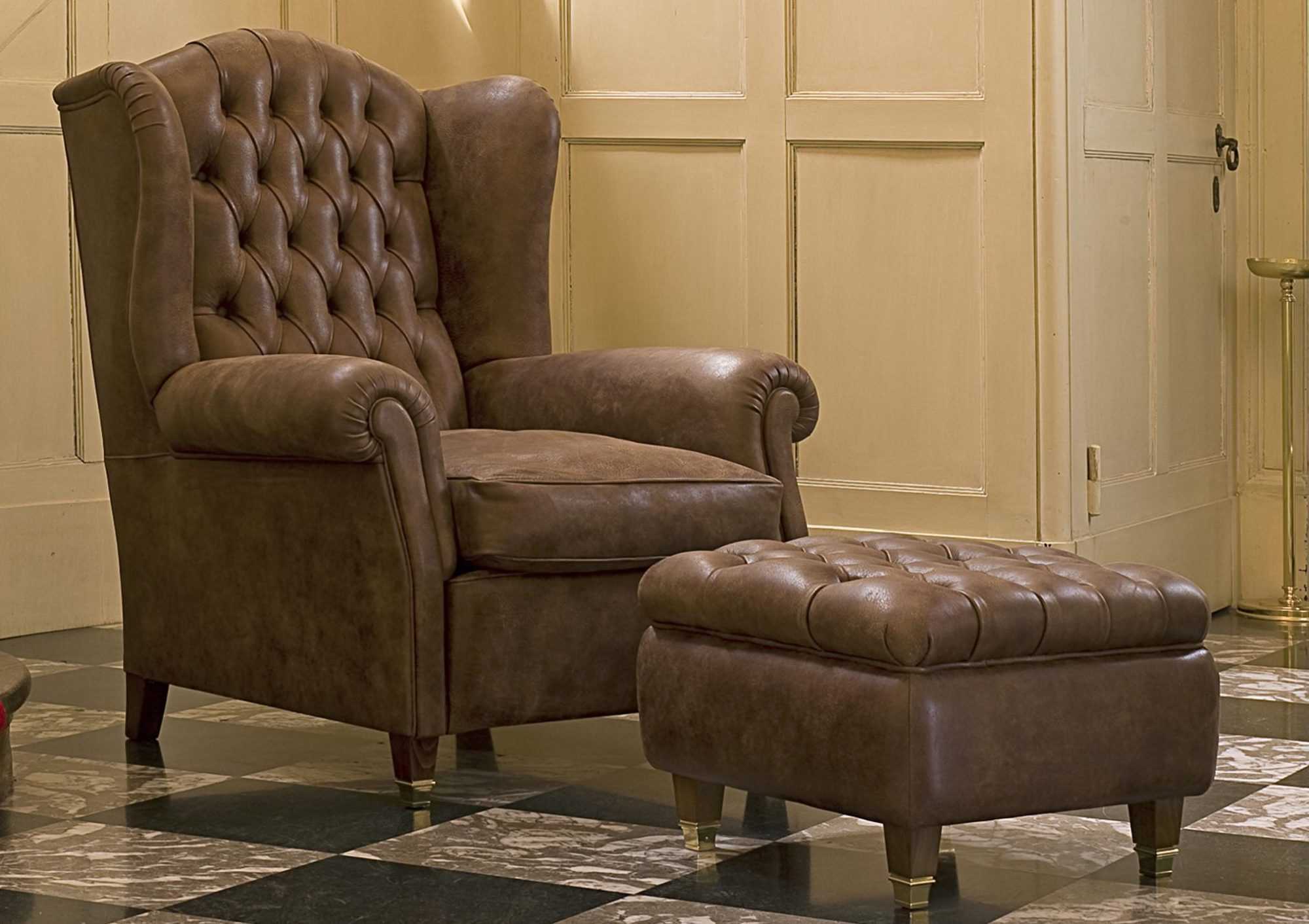 Английские каминные кресла в комбинации с различными стилями интерьера