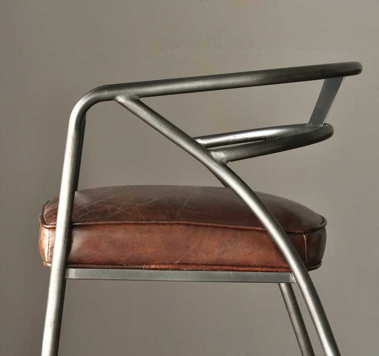 Стулья в стиле «лофт» (38 фото): металлические стулья из труб с эффектом состаривания «винтаж»