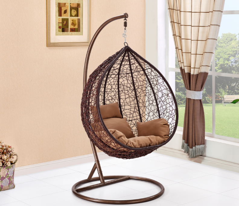 Подвесное кресло-яйцо: плетеная качалка из ротанга