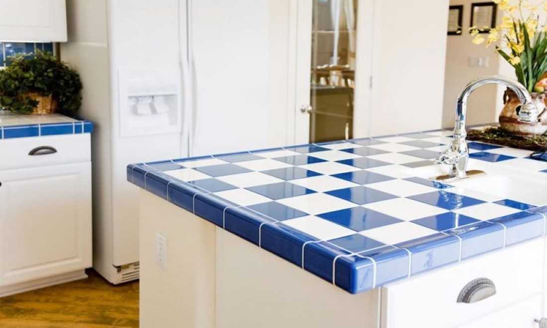 Современные кухонные столы (64 фото): какой стиль и дизайн подойдет для интерьера кухни