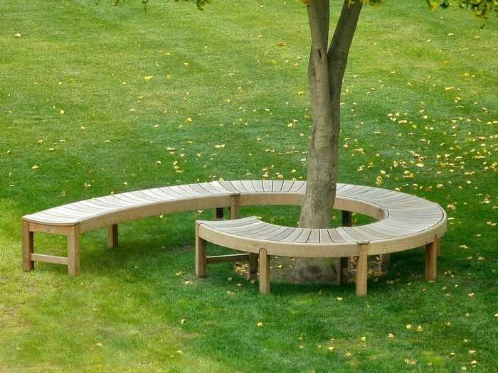Скамейки из бревен (53 фото): лавка и скамьи со спинкой. как сделать садовые скамейки своими руками из оцилиндрованного бревна по чертежам с размерами?