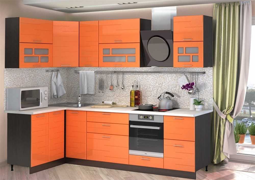 Современные кухонные шкафы для посуды