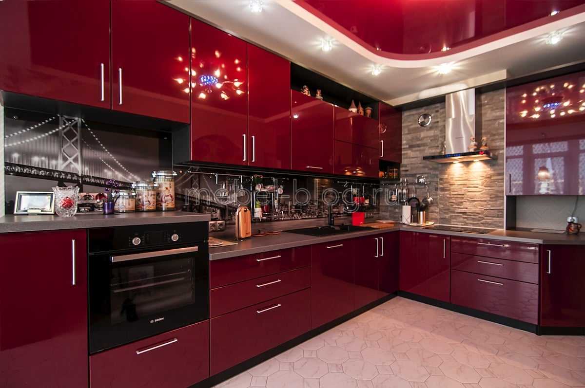 Бордовая кухня – стиль и сочетание цвета в интерьере