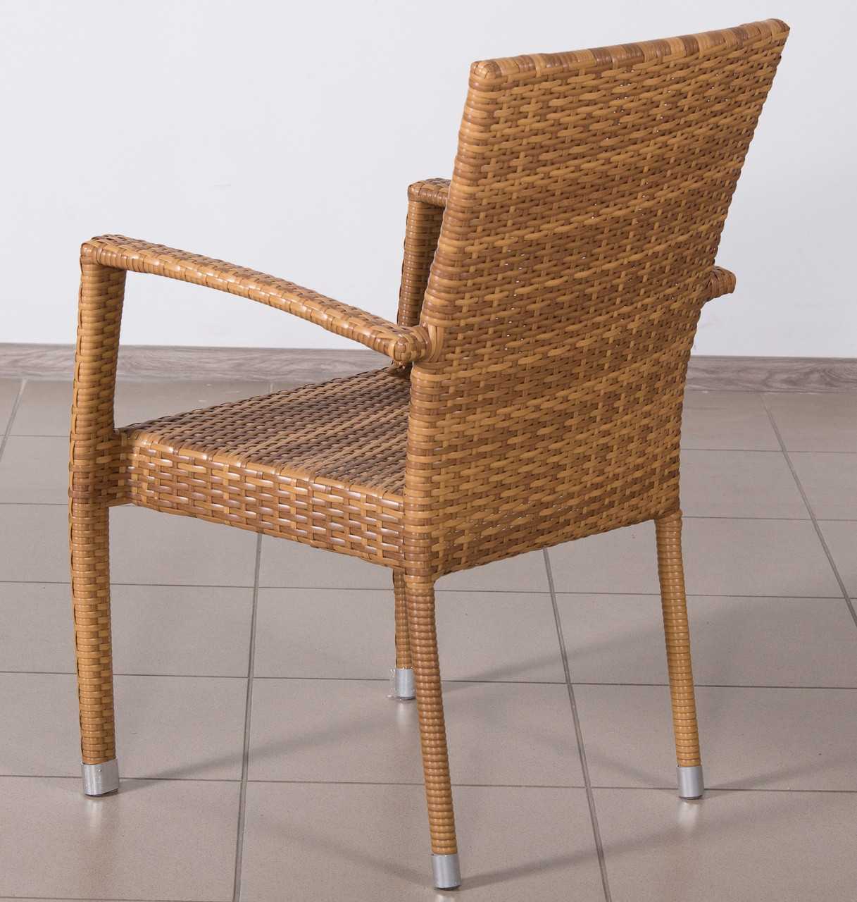 Кресло из ротанга: советы по подбору и применению в дизайне интерьера (95 фото)