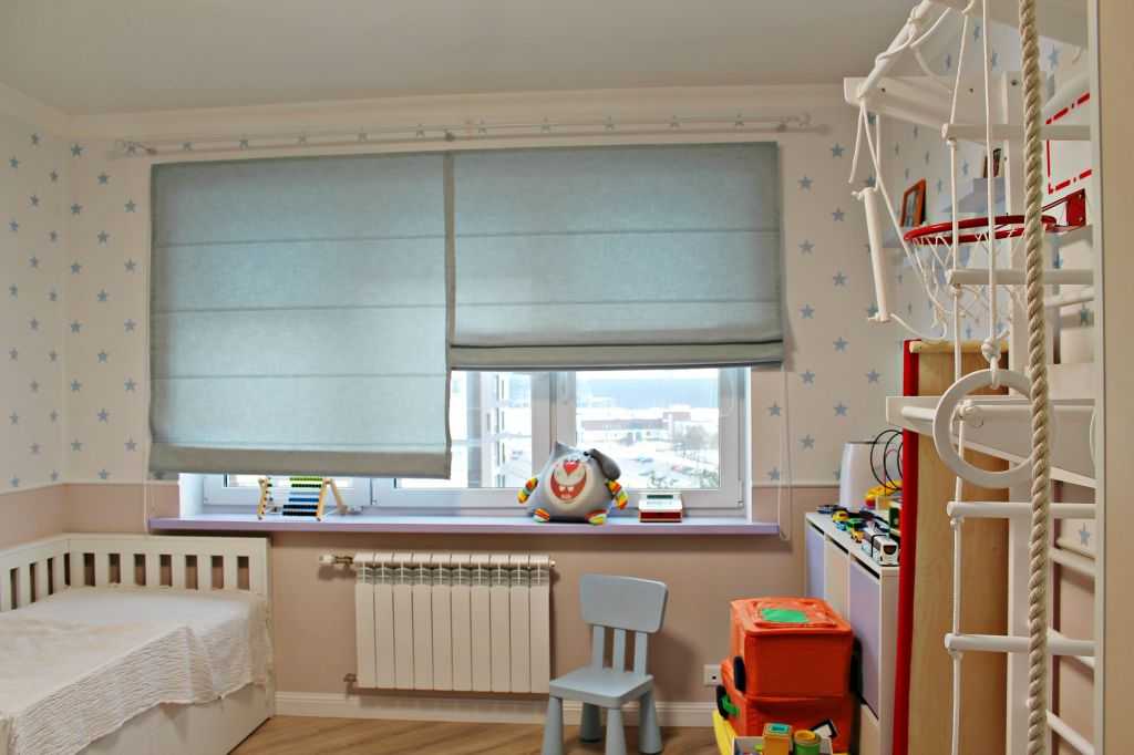 Римские шторы в детскую комнату: фотографии примеров в интерьере помещения