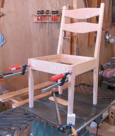 Как разобрать деревянный стул на клею. как склеить сломанный деревянный стул – советы мастеров. непосредственно переклейка стульев