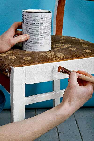Покраска акриловой краской старой мебели из дерева, роспись и декорирование своими руками