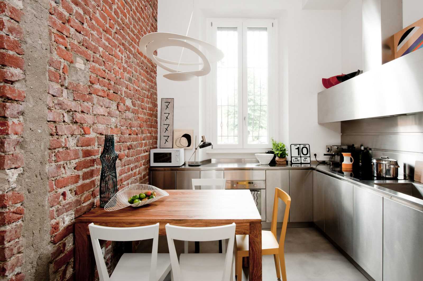Дизайн кирпичной стены в интерьере кухни: какие виды кирпича