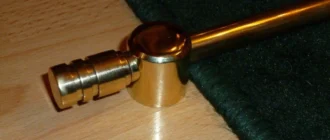 Ковродержатель из бронзы Бриза Арт