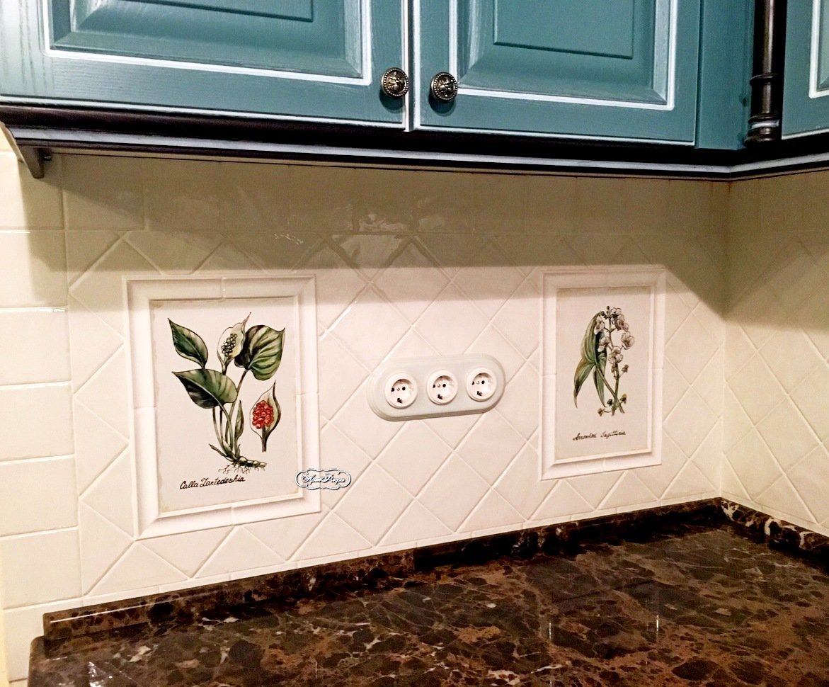 Декоративное панно из плитки на кухню для фартука — оригинальный орнамент станет настоящим украшением кухни!