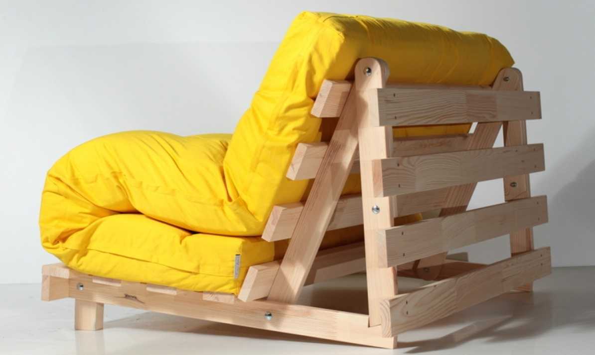 Изготавливаем мебель широкого назначения — делаем кресло-кровать своими руками