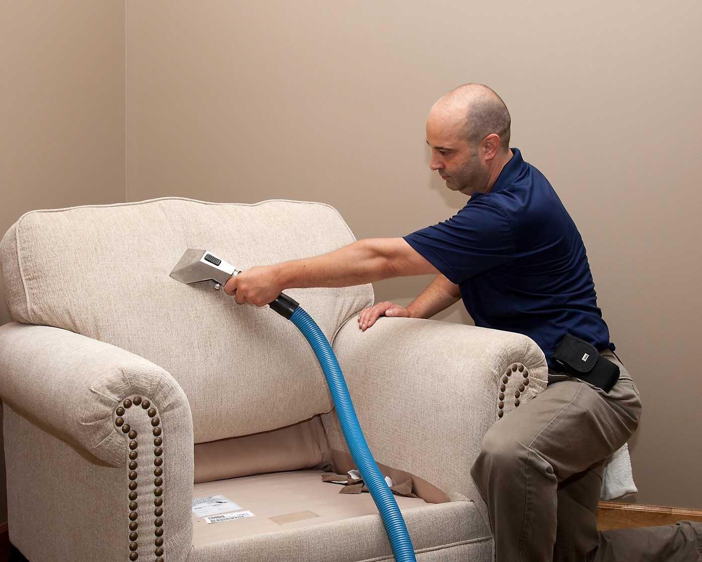 Как почистить диван – простые и эффективные методы очистки обивки и различных поверхностей (85 фото-идей)