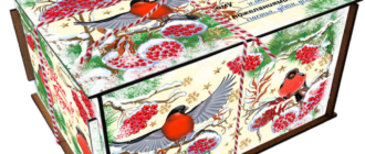 сладкие детские новогодние подарки в упаковке из фанеры